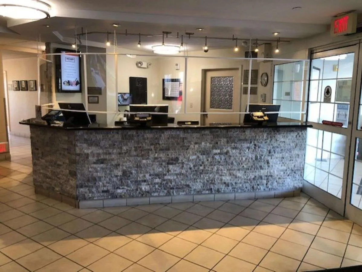 Sonesta Simply Suites Las Vegas Convention Center Hotel