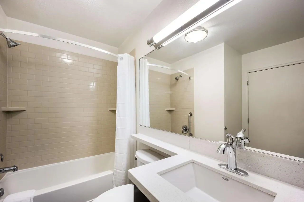 Sonesta Simply Suites Las Vegas Convention Center Hotel