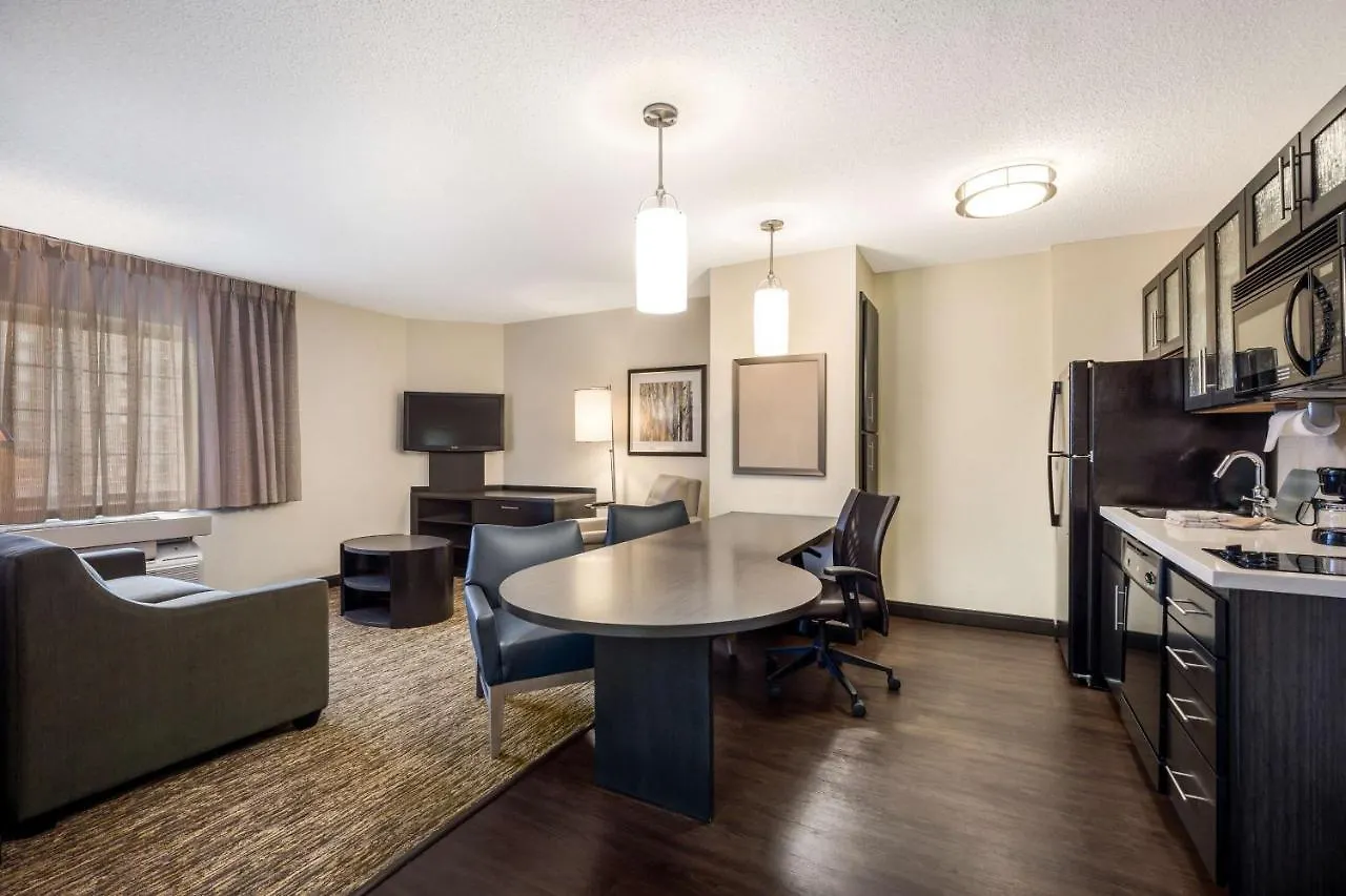 Sonesta Simply Suites Las Vegas Convention Center 3*,